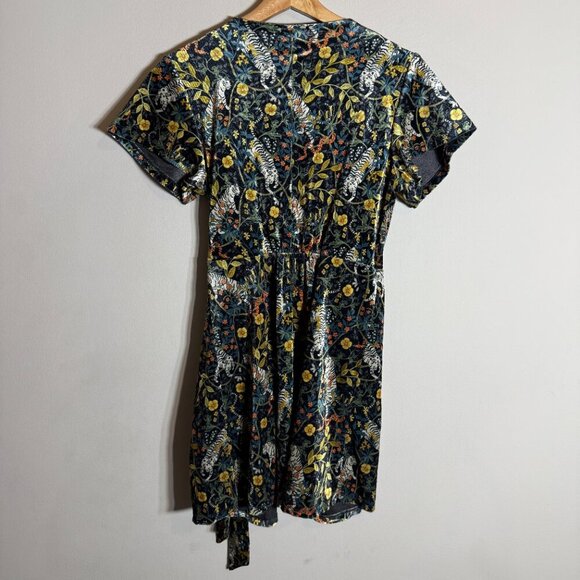 Urban Outfitters Tiger Snake Print Velvet Wrap Mini Dress Women's XS Multi NWOT - Picture 9 of 13